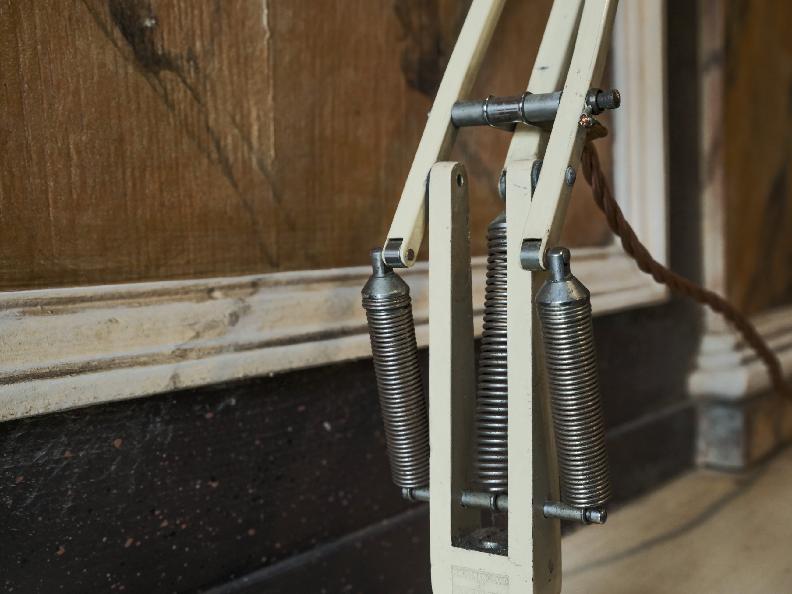 1227 Anglepoise Desk Light