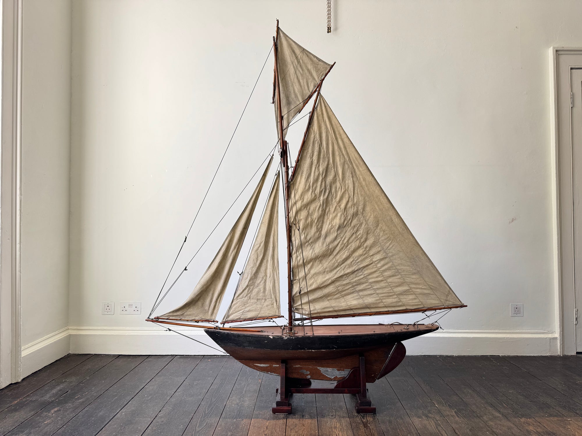 Stevens Model Dock Yard Racing Pond Yacht