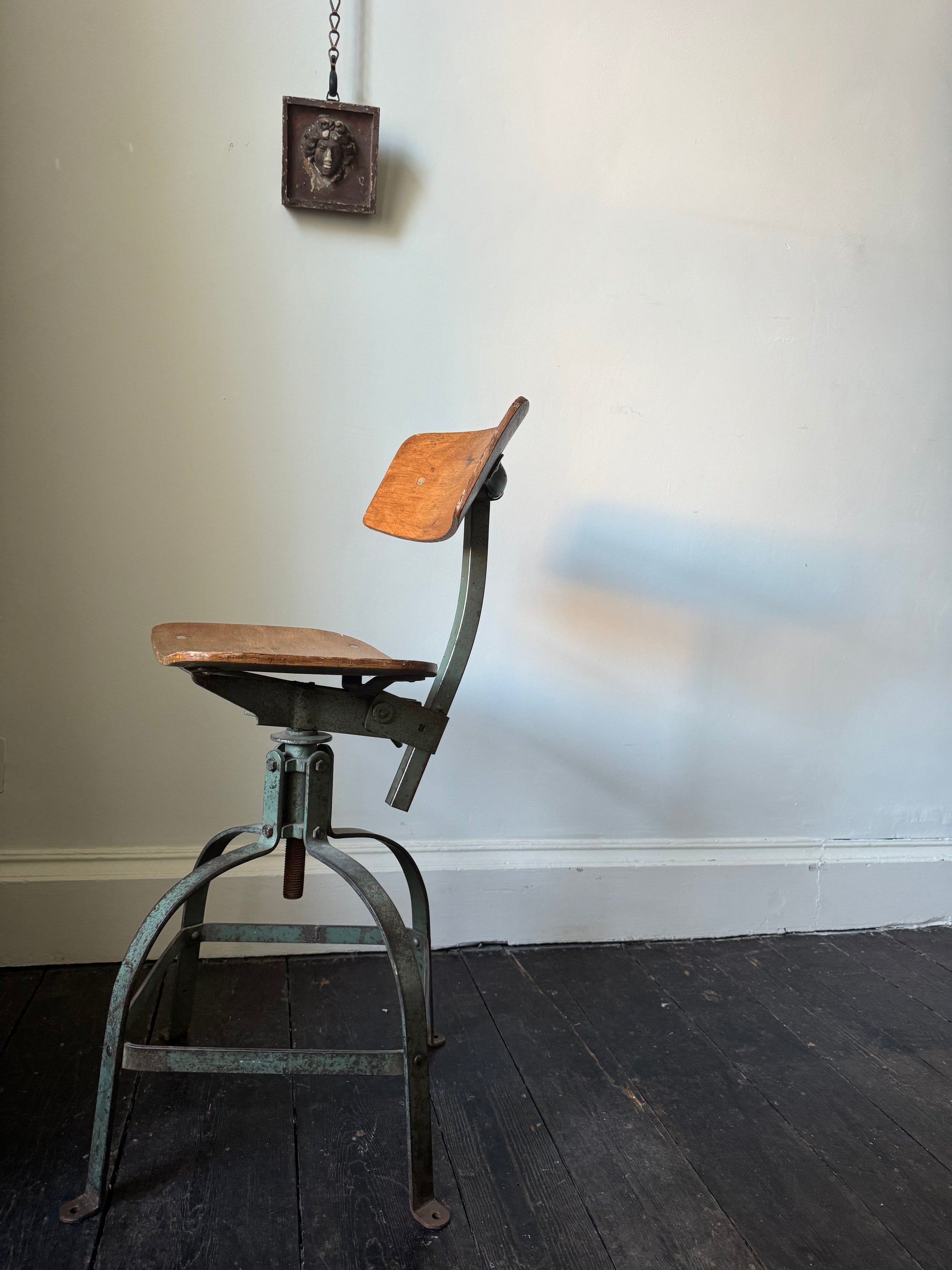 1950s Workshop Task Chair