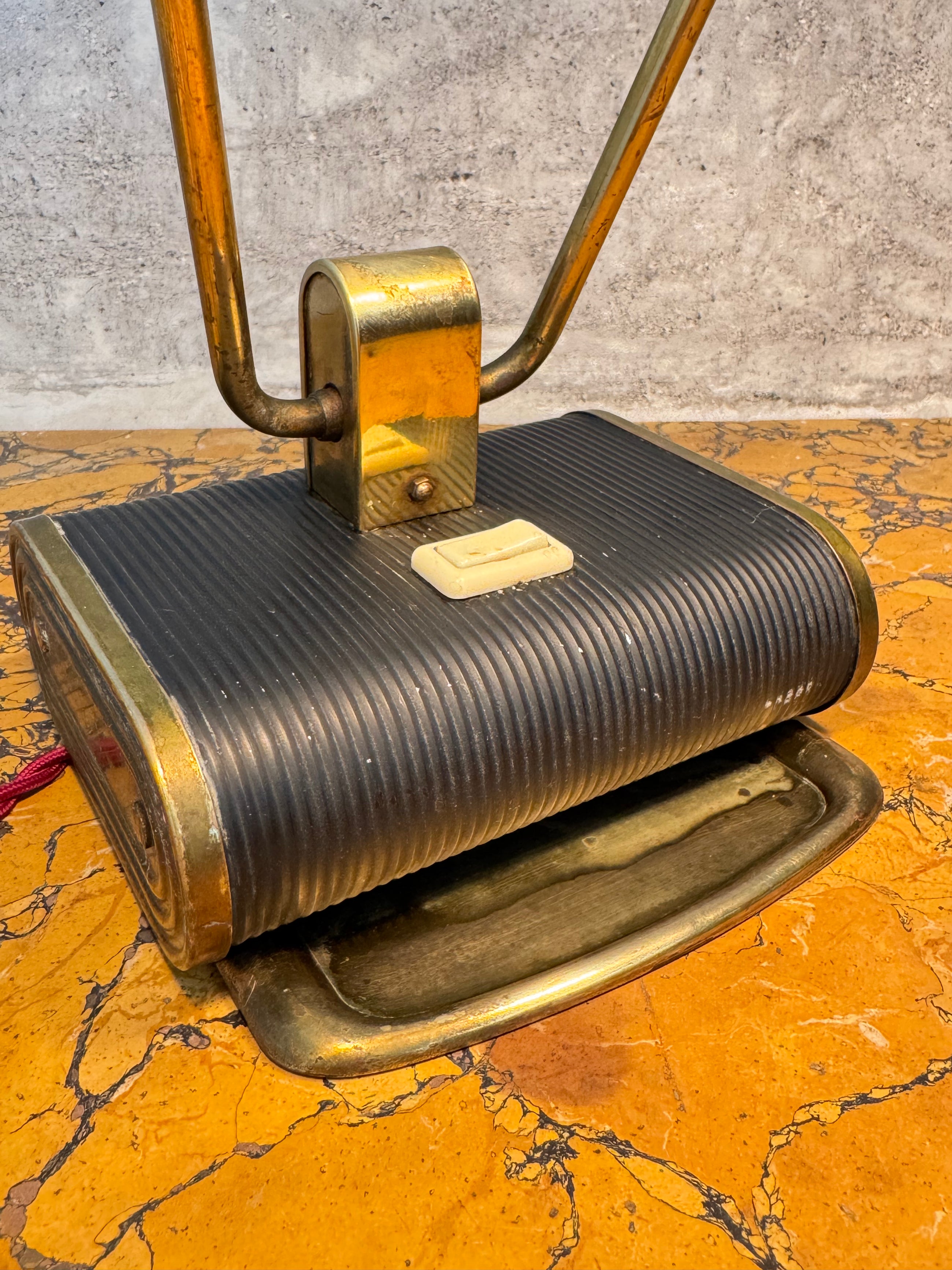 No 71 Jumo Desk Lamp