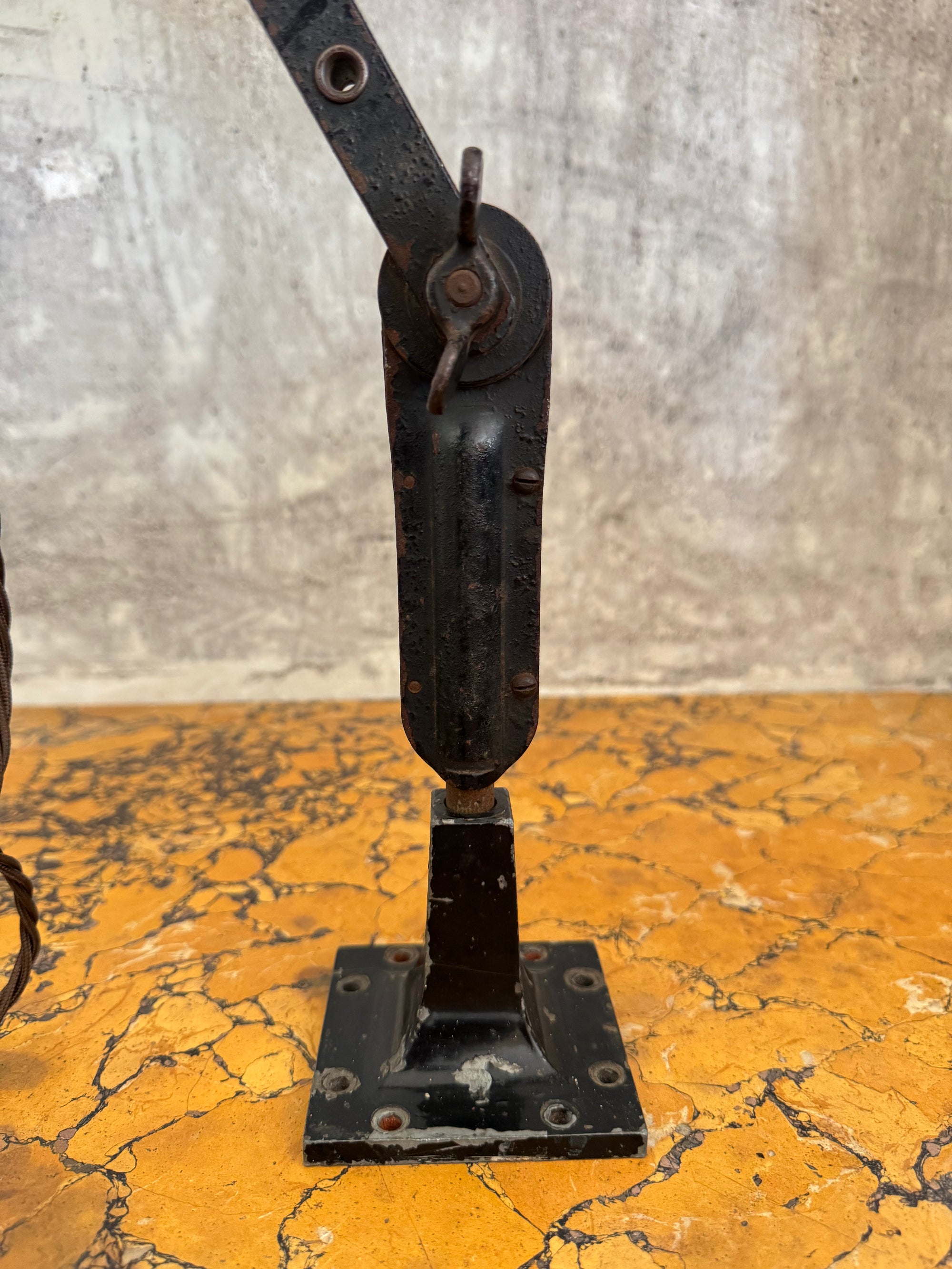 A 1930s Walligraph Zonalite