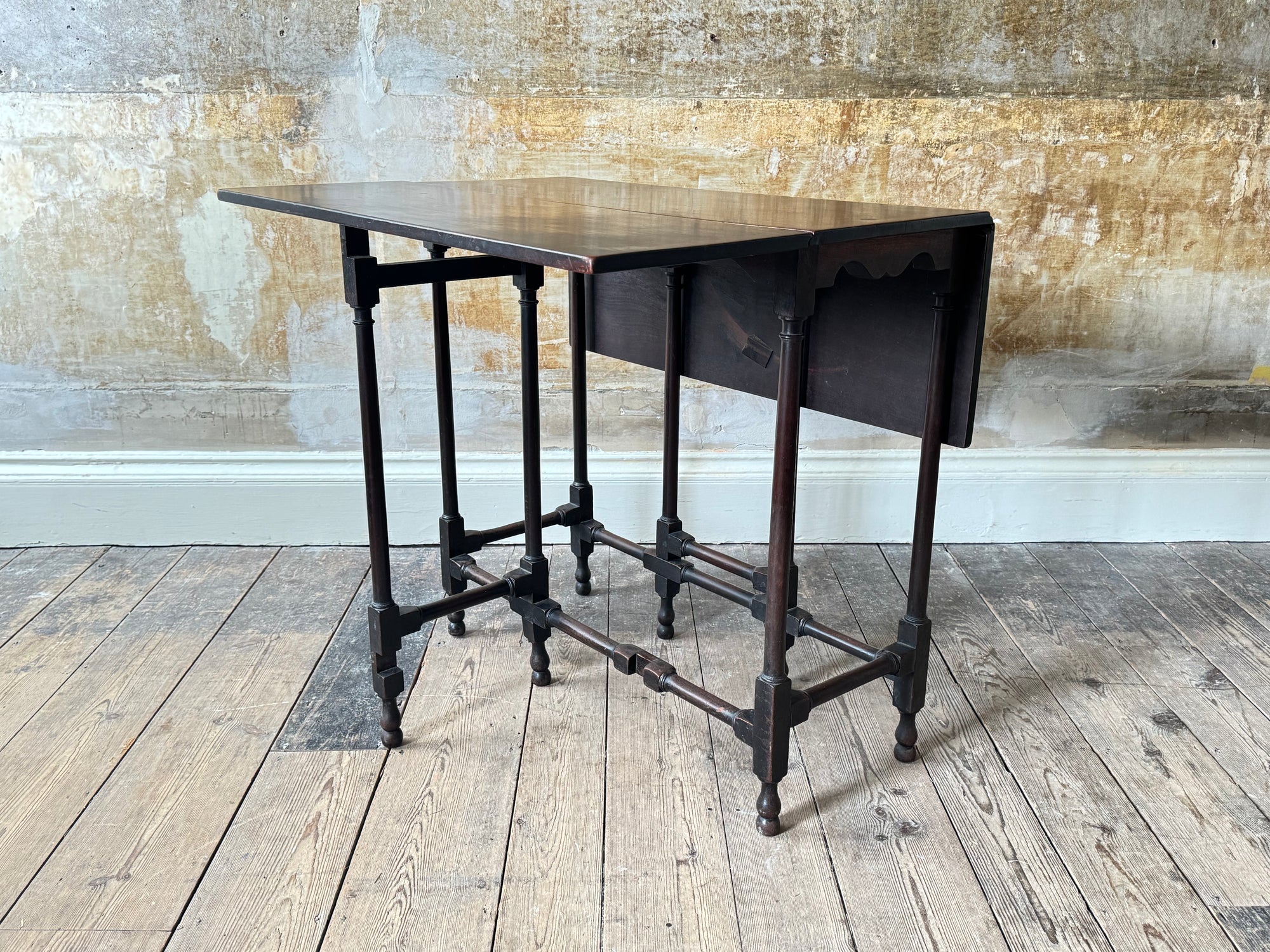 A George III Mahogany Spider Leg Table