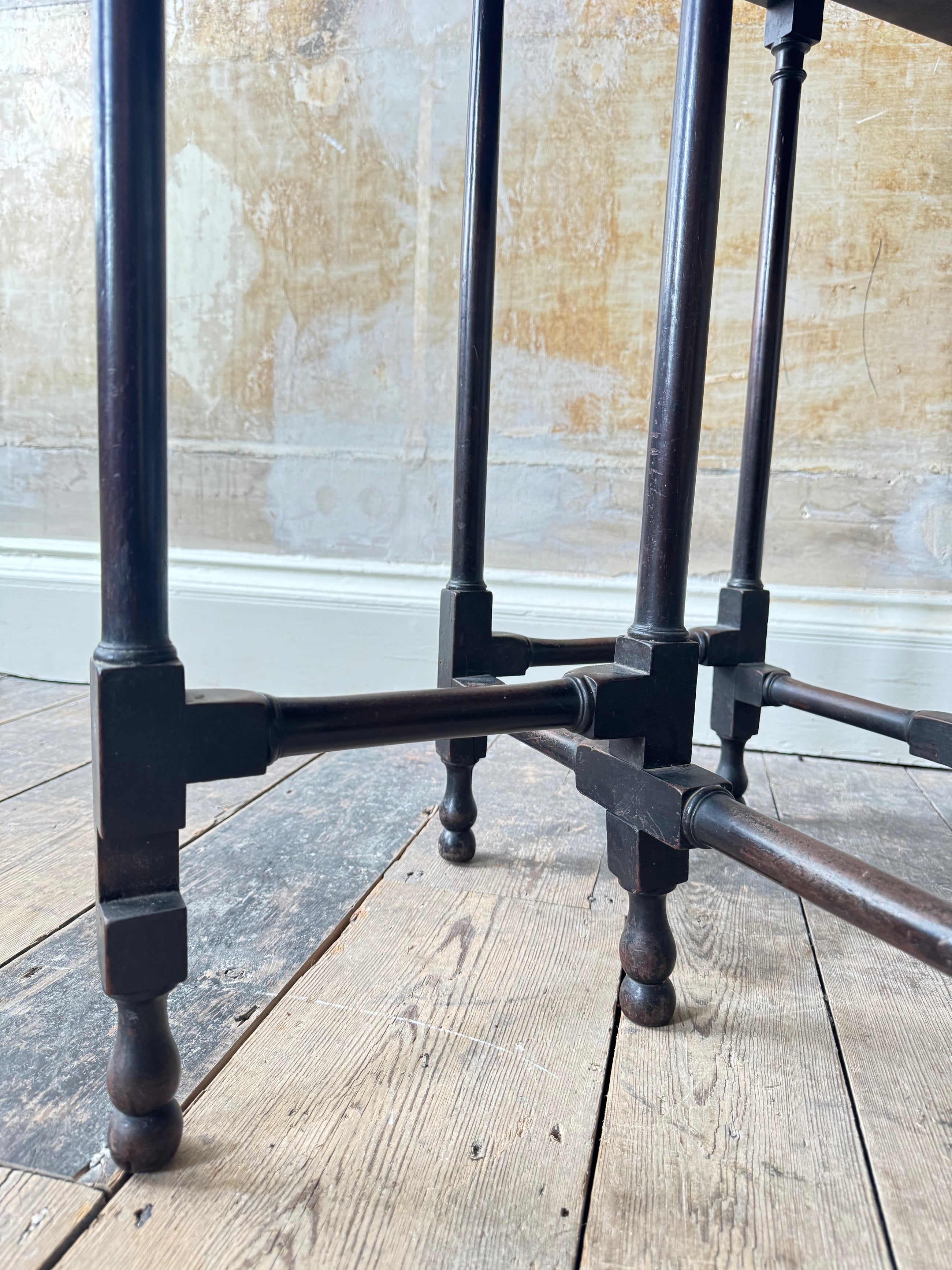 A George III Mahogany Spider Leg Table