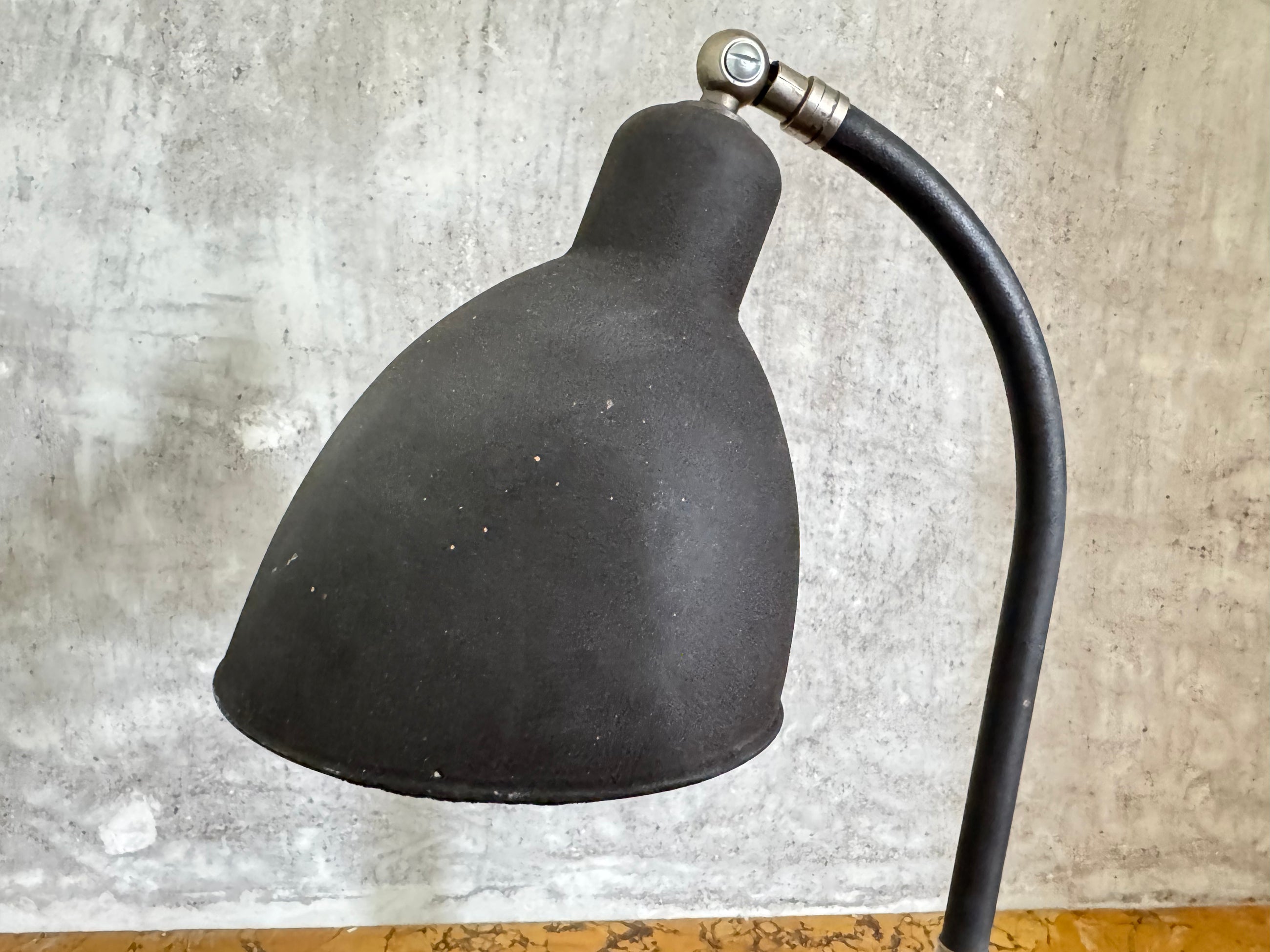 Grapholux Desk Lamp