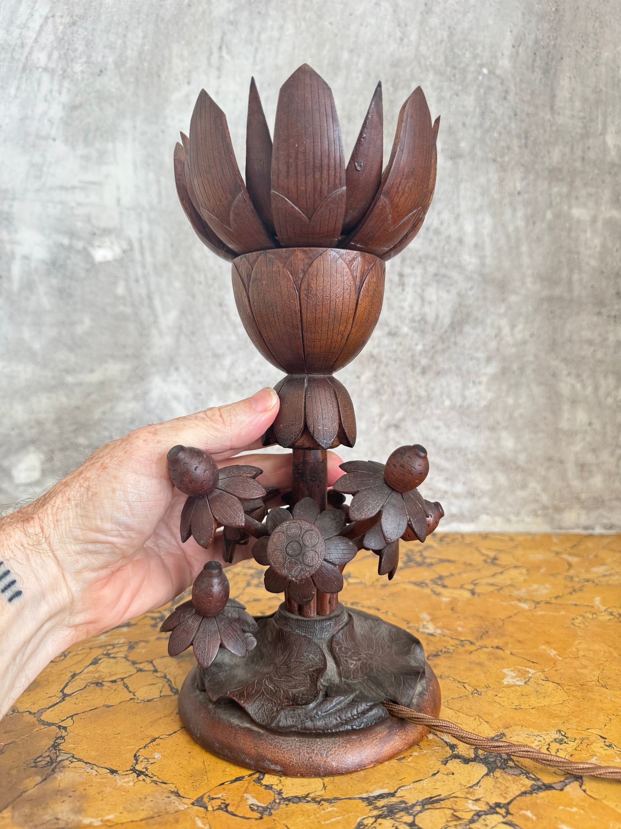 Lotus Flower Table Lamp