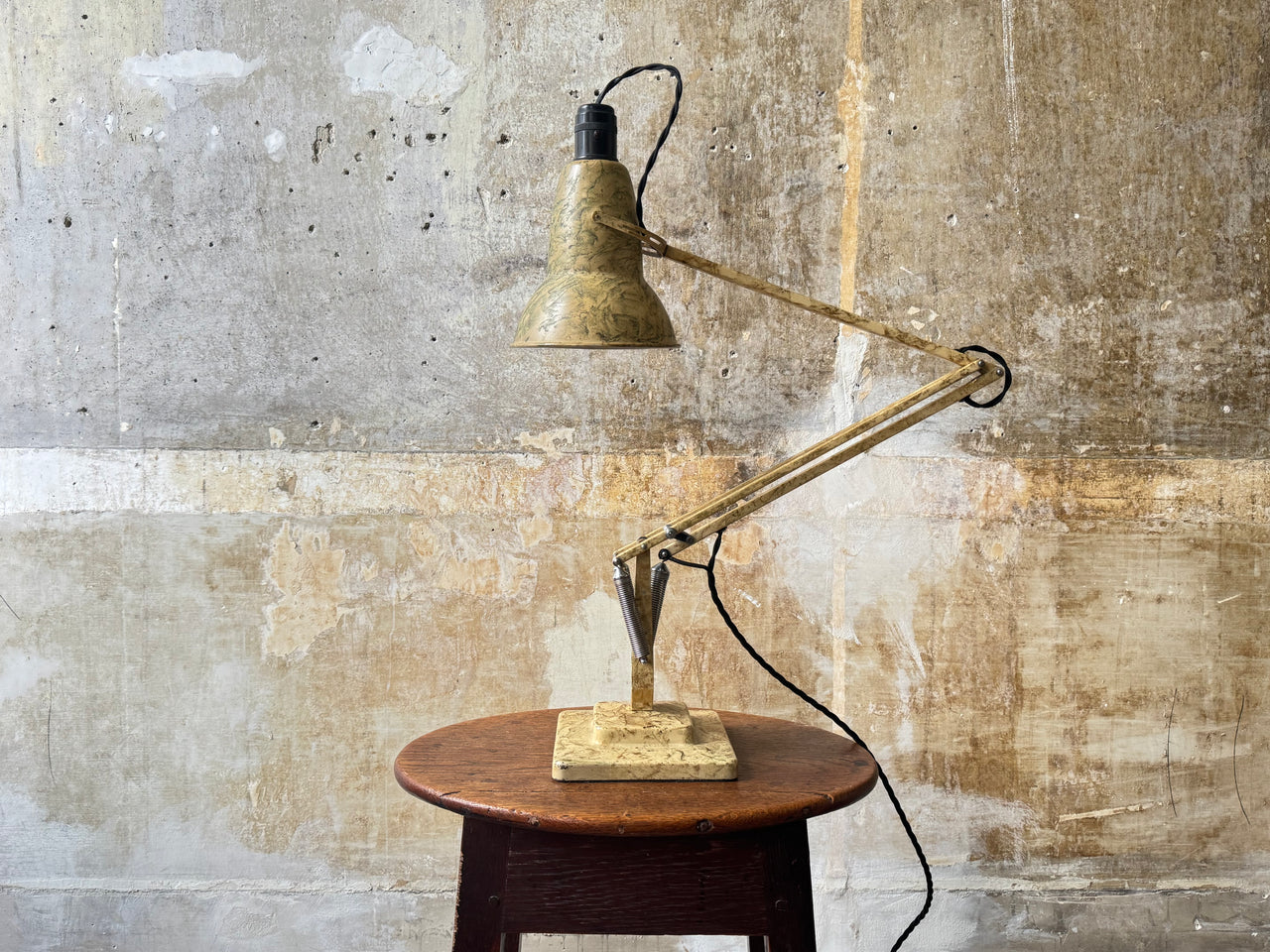 Highly Original Scumble Anglepoise