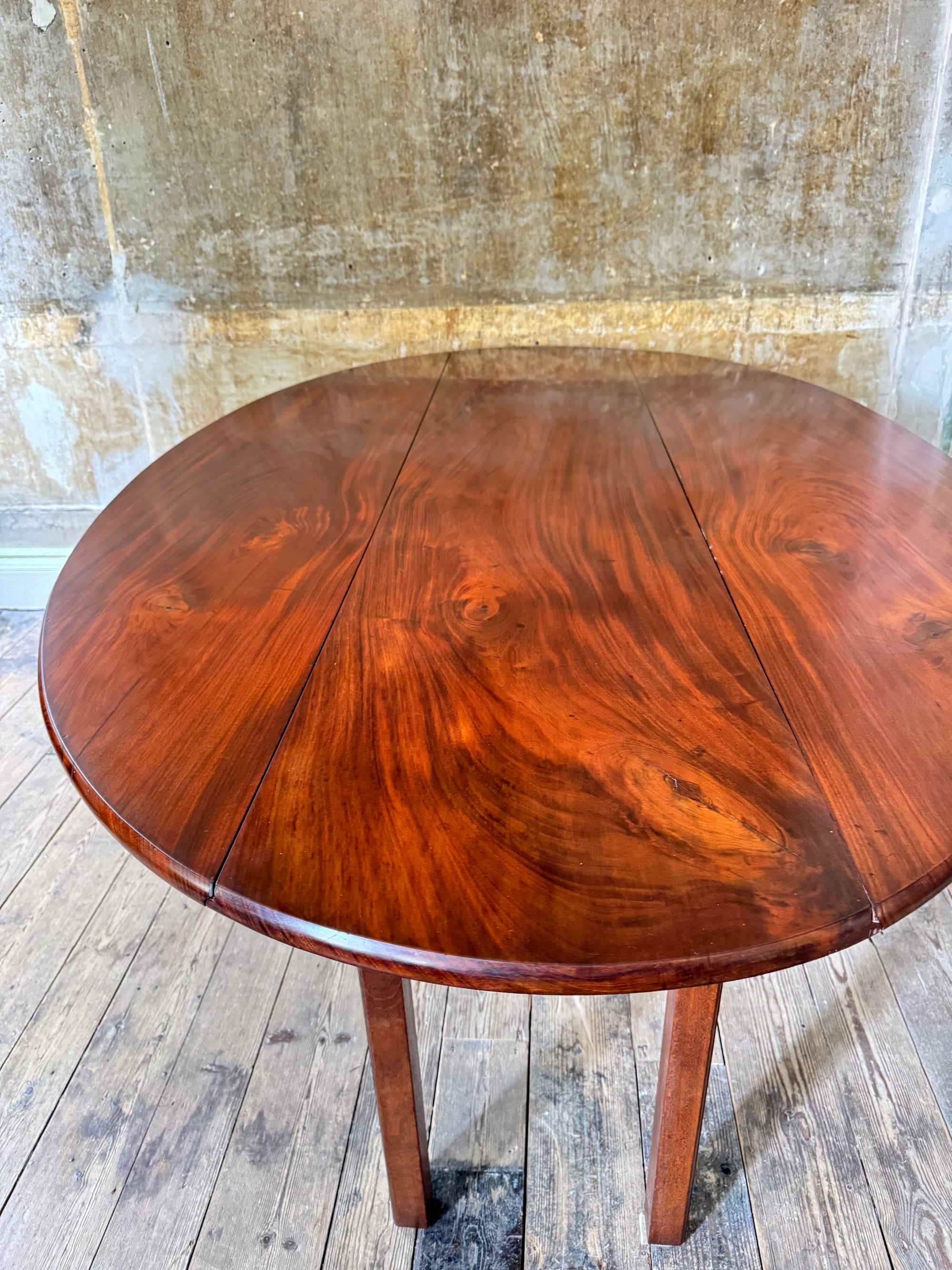 A 19th Century Wake Table