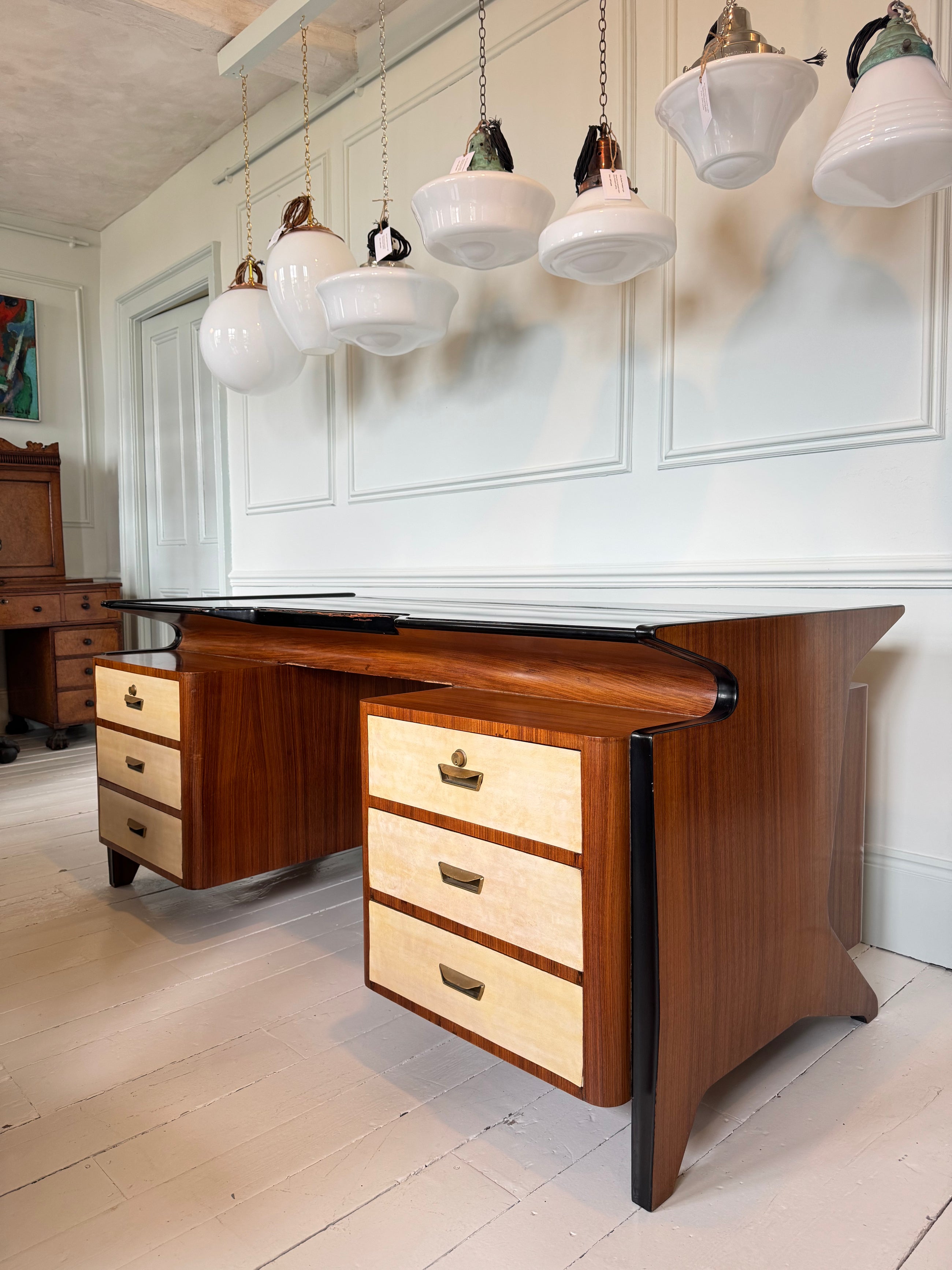 Osvaldo Borsani Desk