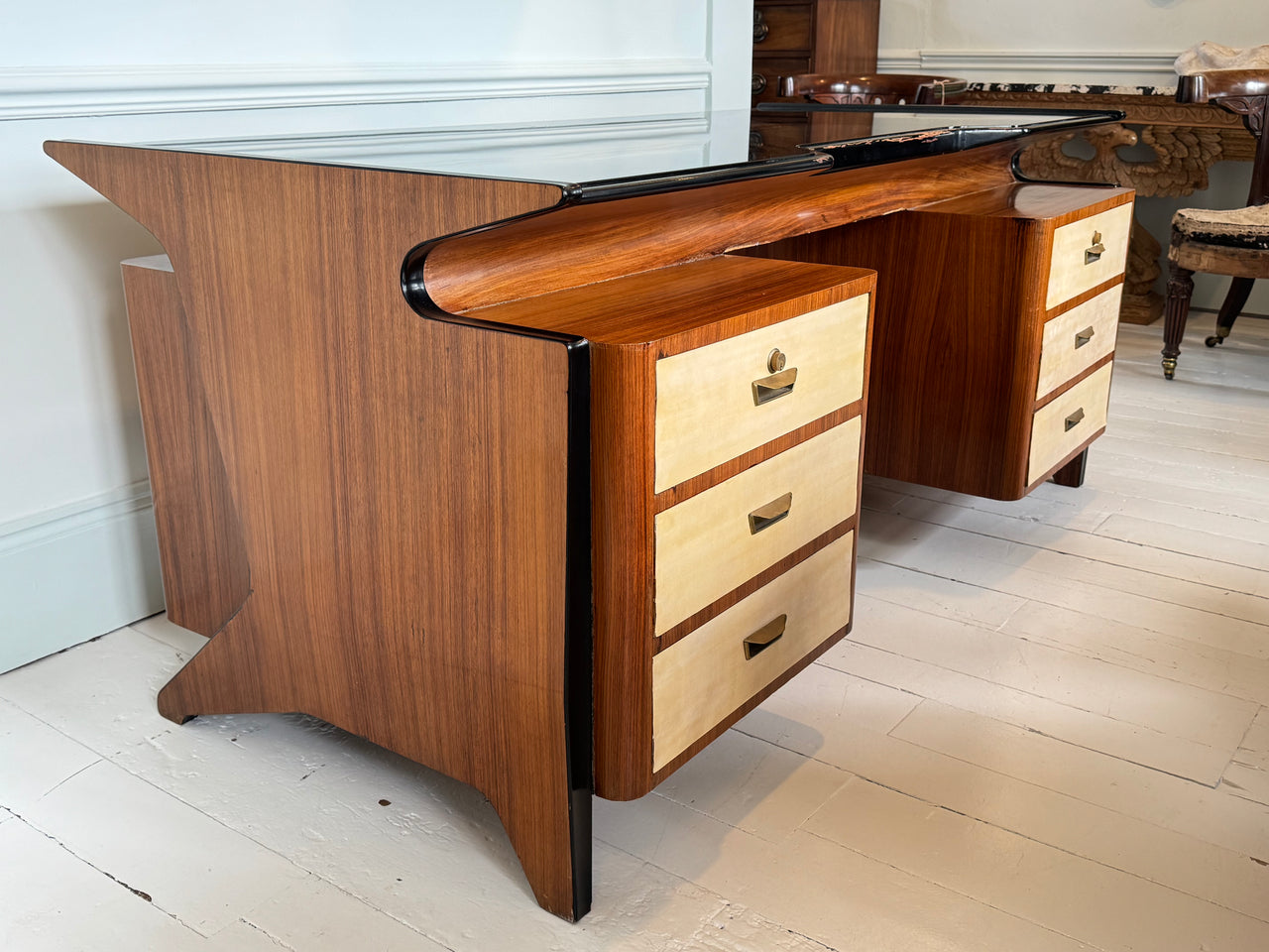 Osvaldo Borsani Desk