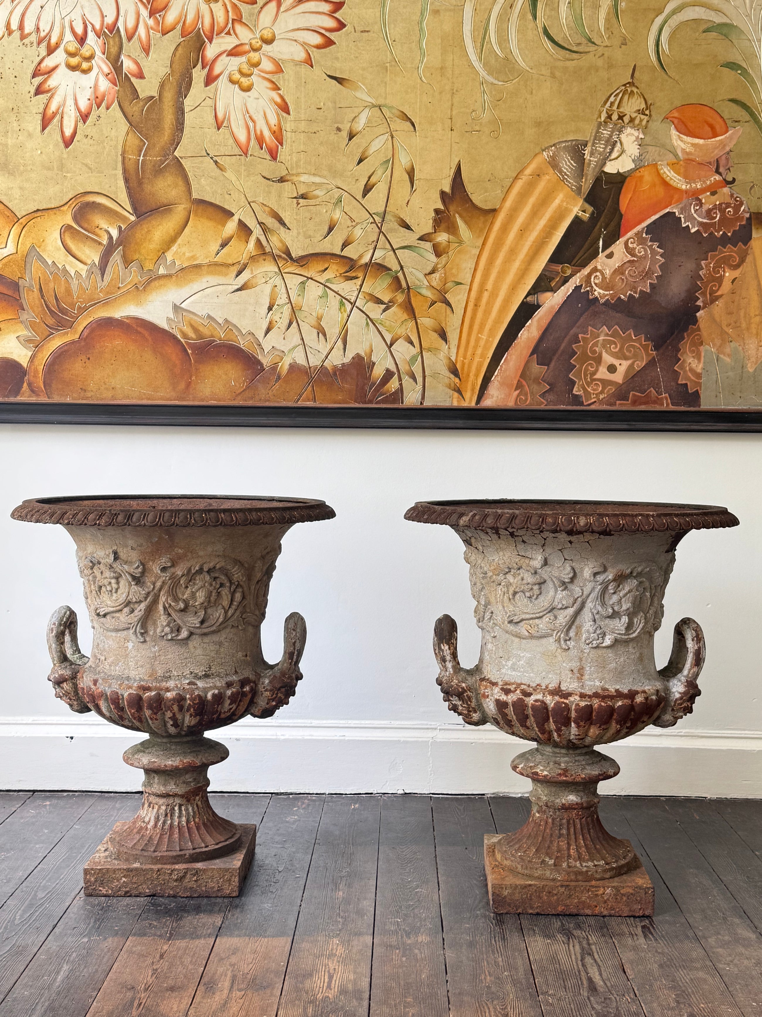 Handyside Urns