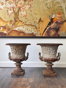 Handyside Urns
