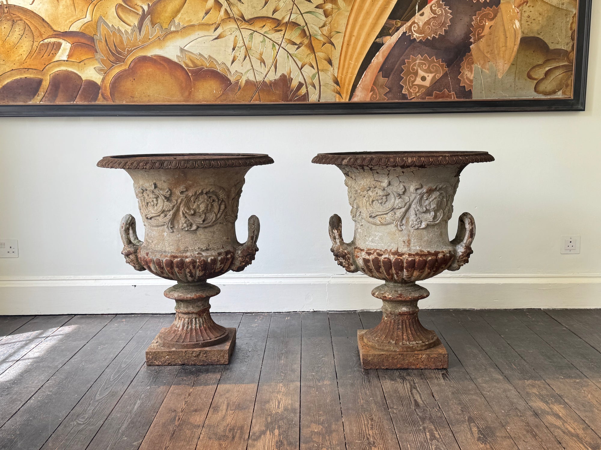 Handyside Urns