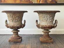 Handyside Urns