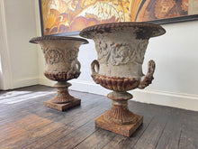 Handyside Urns
