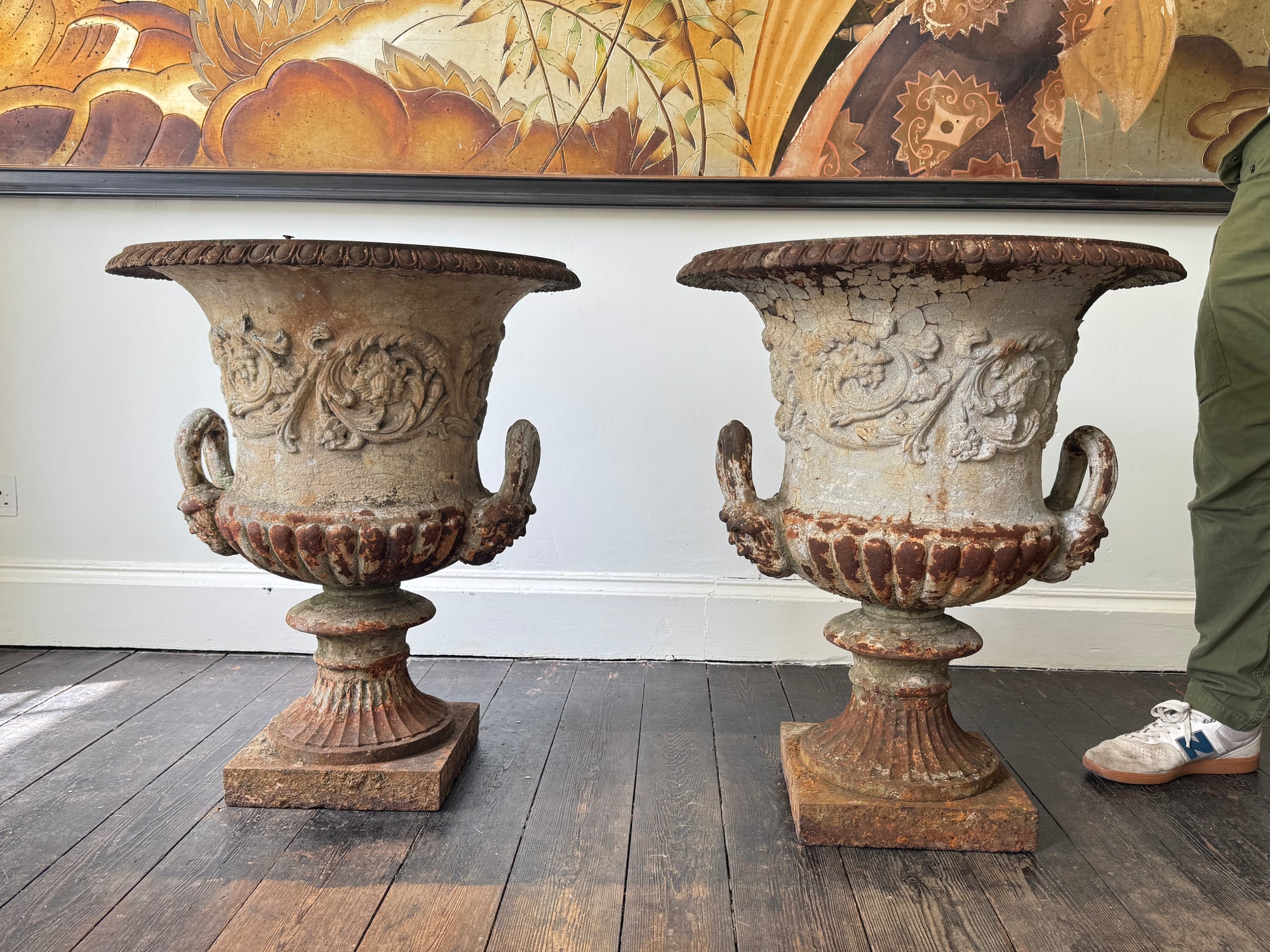 Handyside Urns