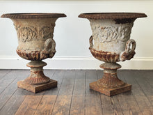 Handyside Urns