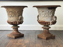 Handyside Urns