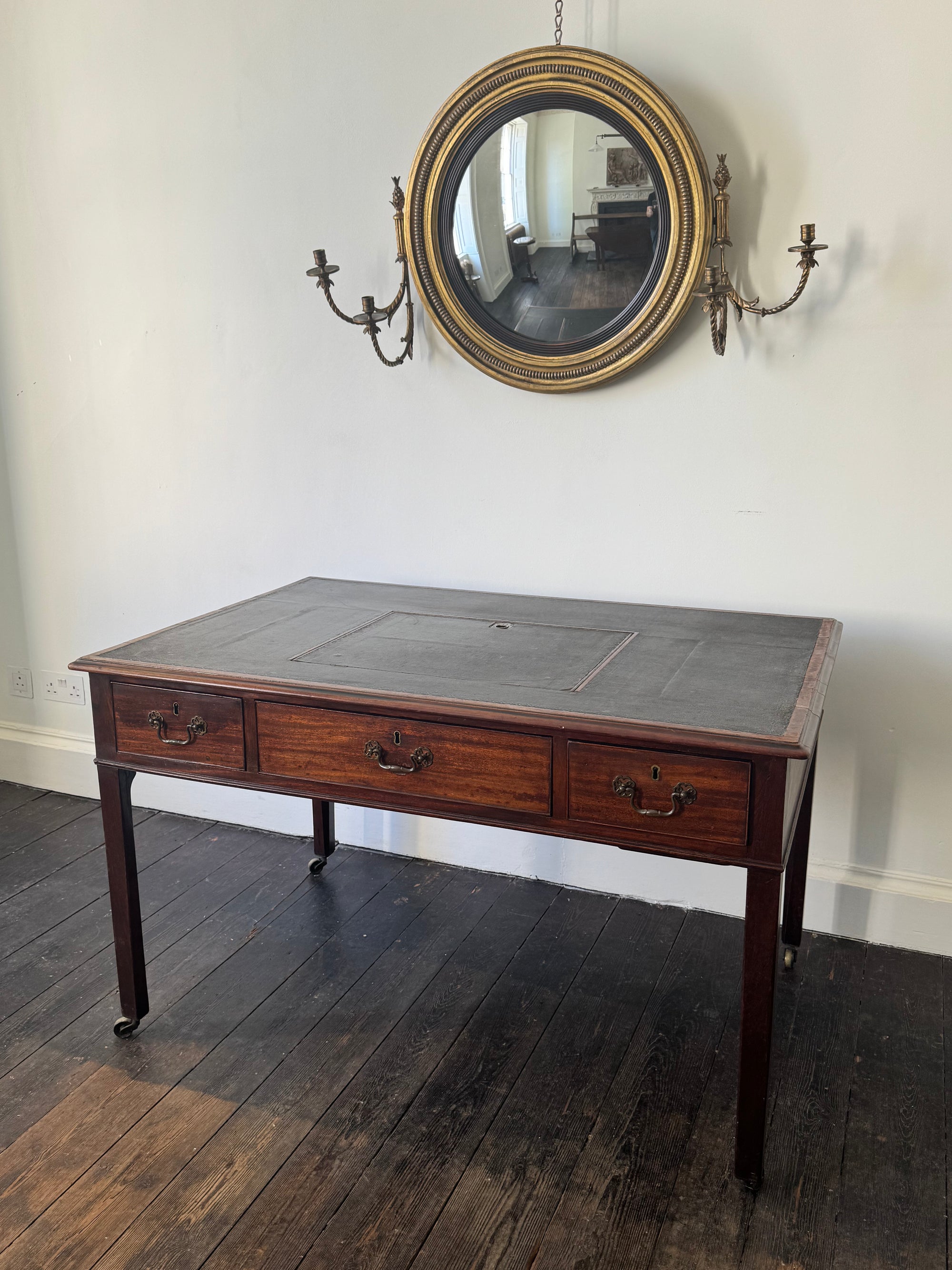 Chippendale Desk