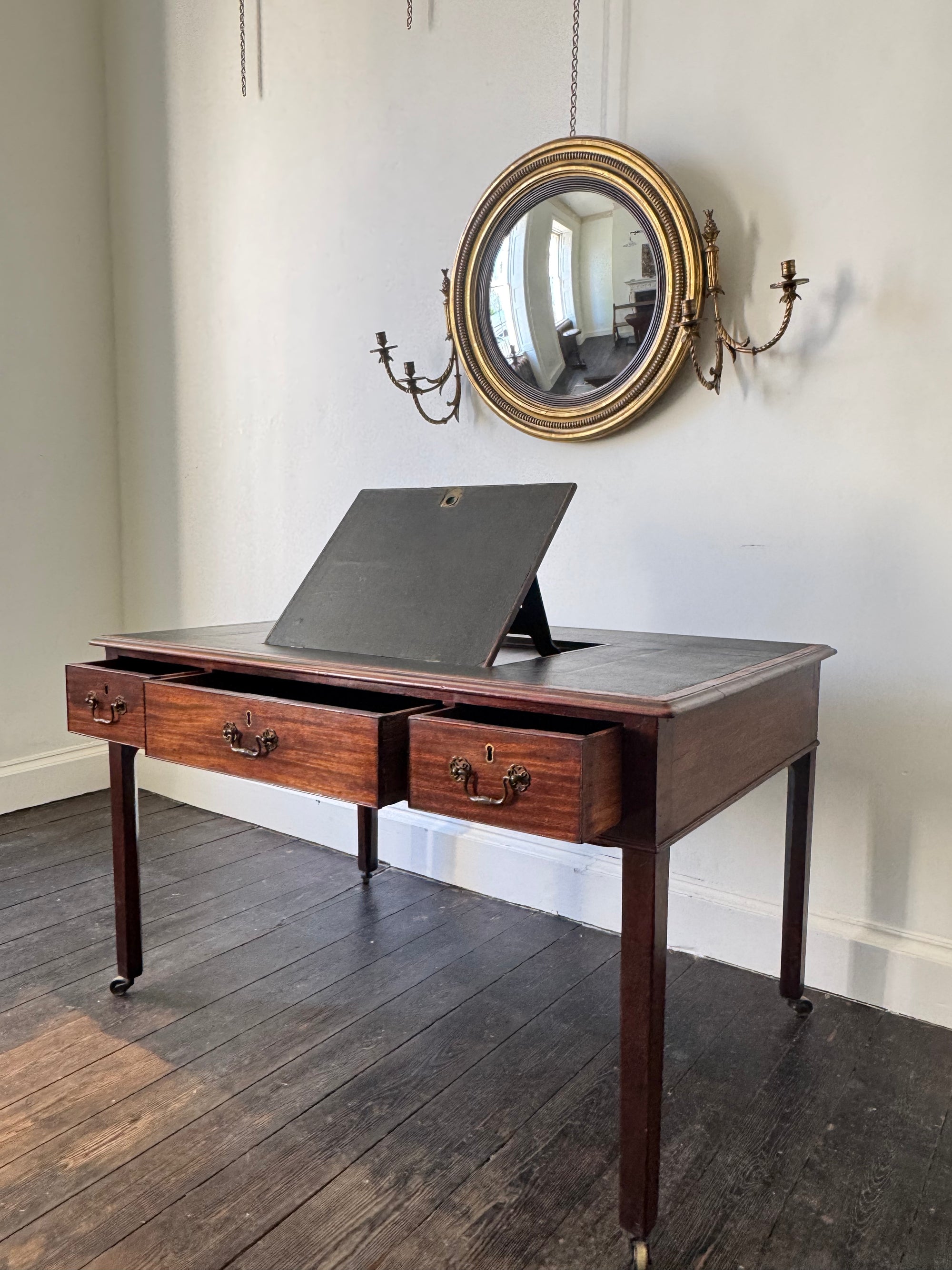 Chippendale Desk