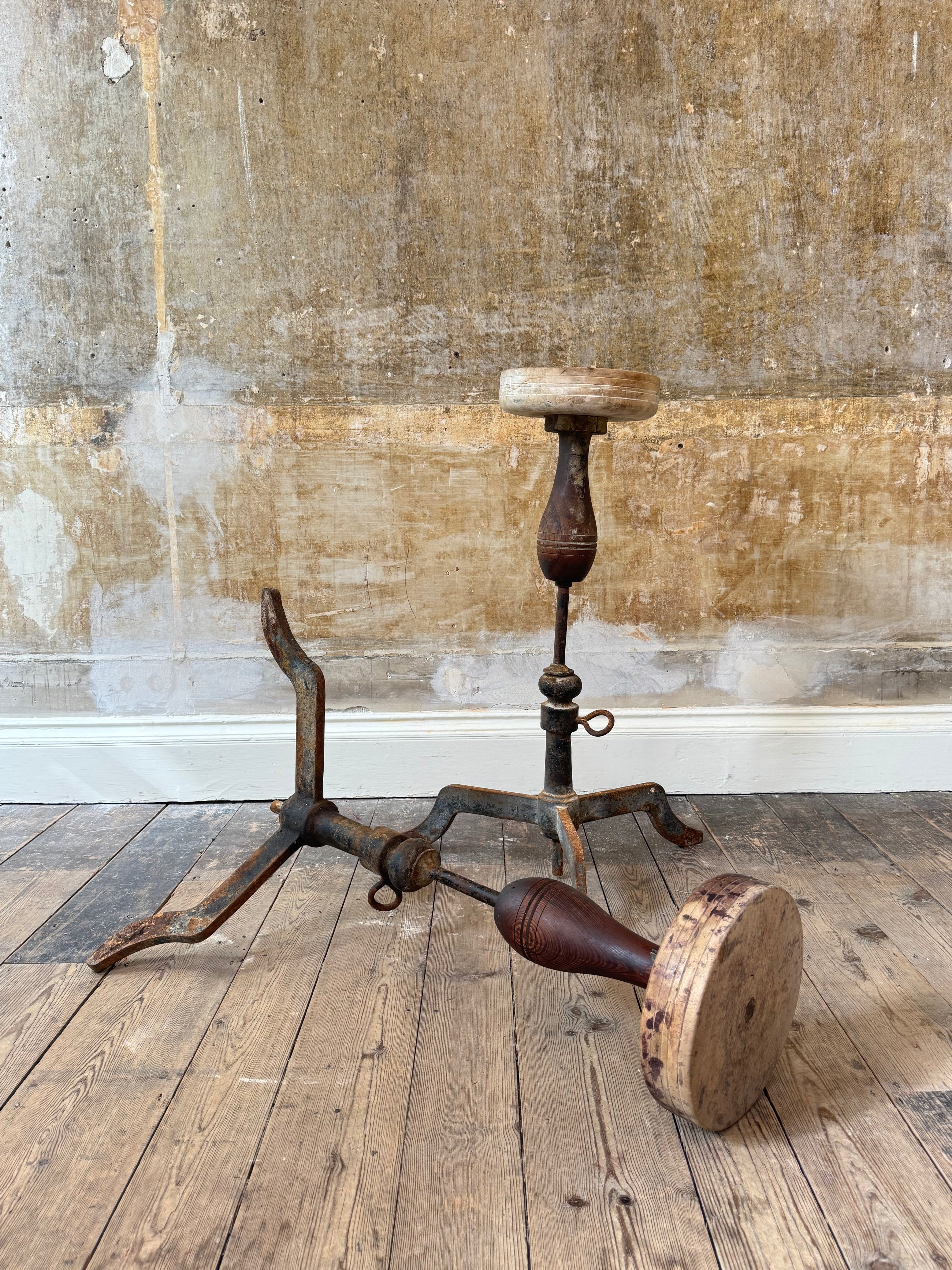 French Sculptors Stands