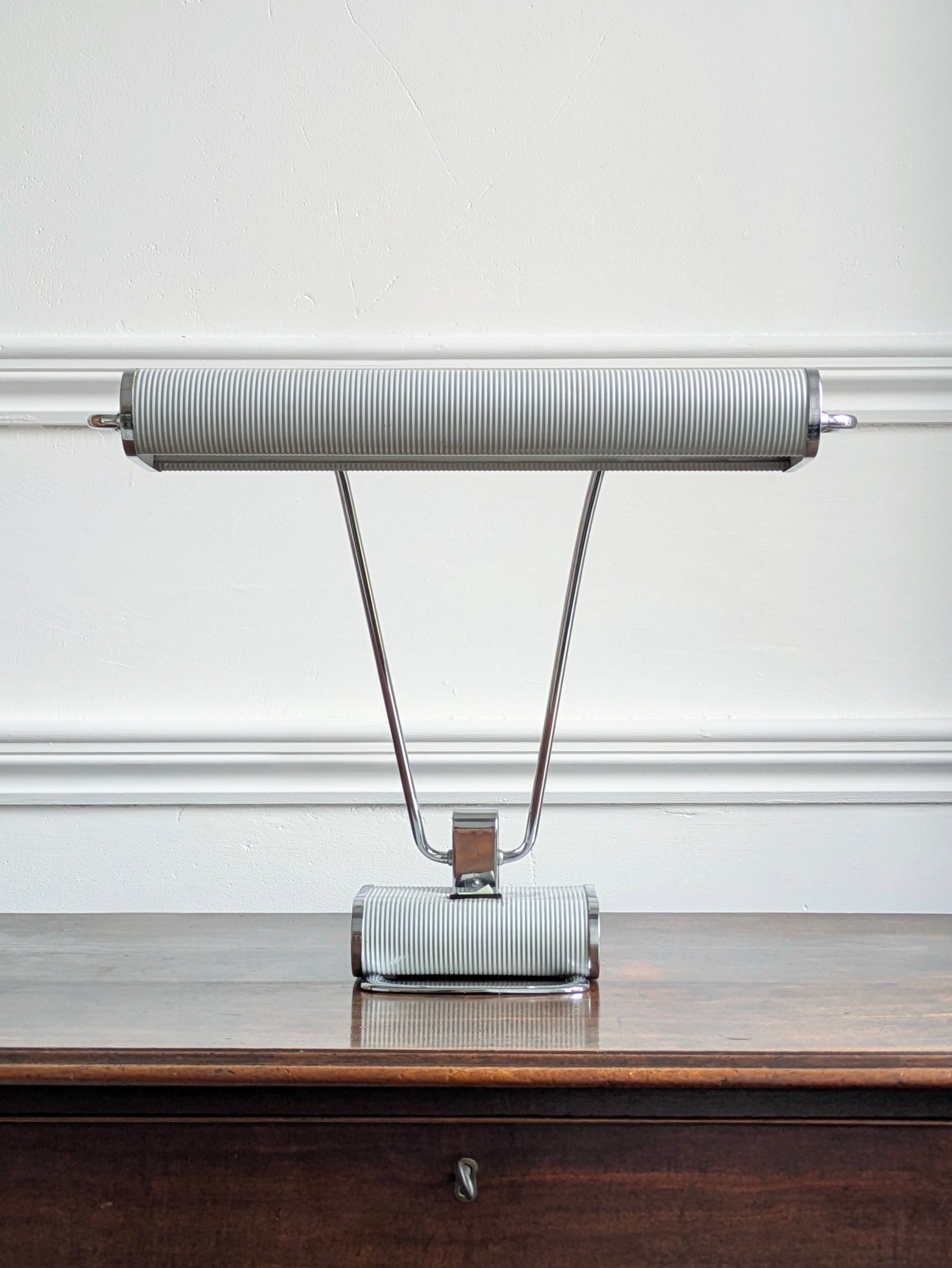 A No 71 Desk Lamp, Eileen Gray for Jumo