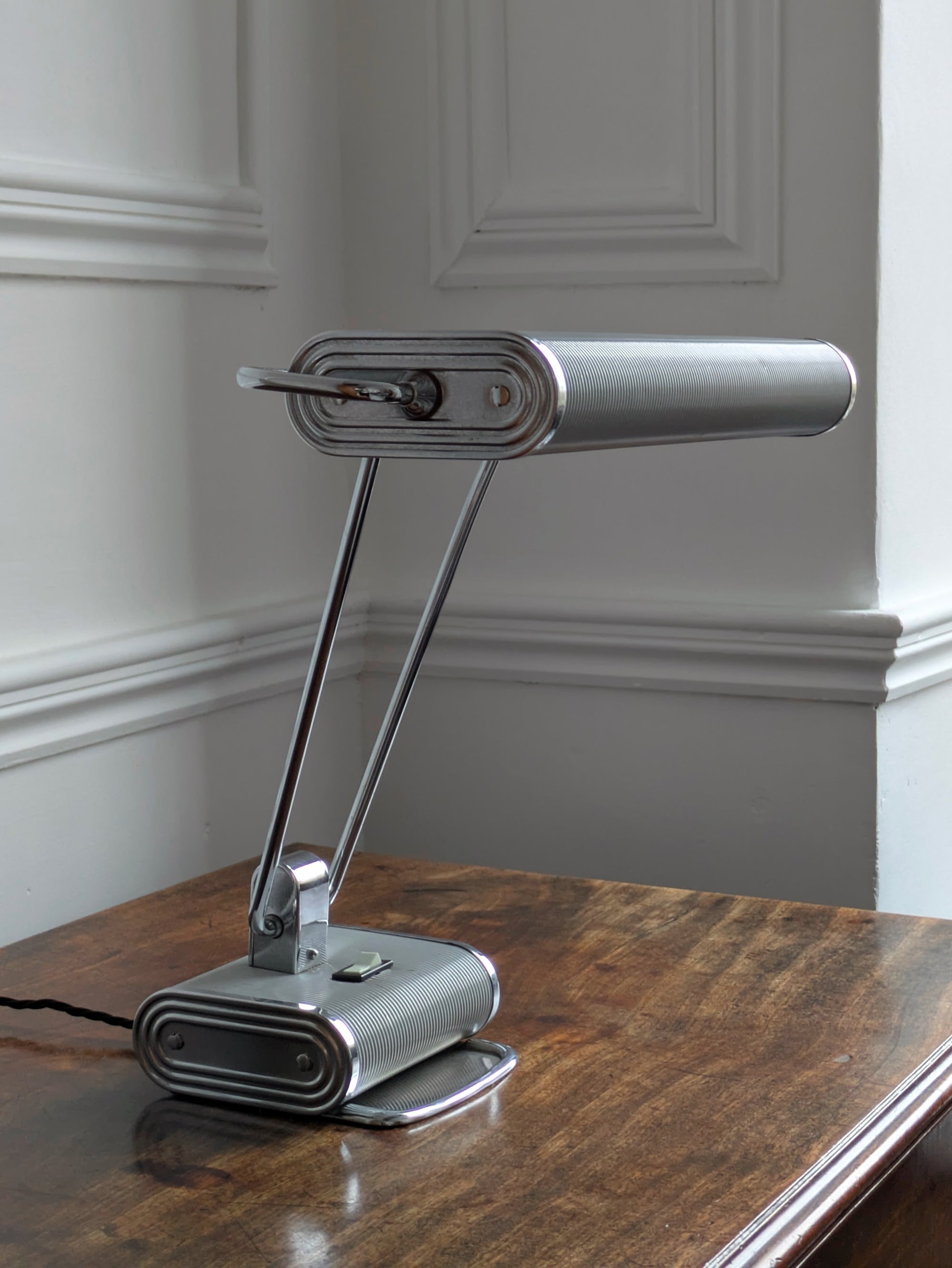 A No 71 Desk Lamp, Eileen Gray for Jumo