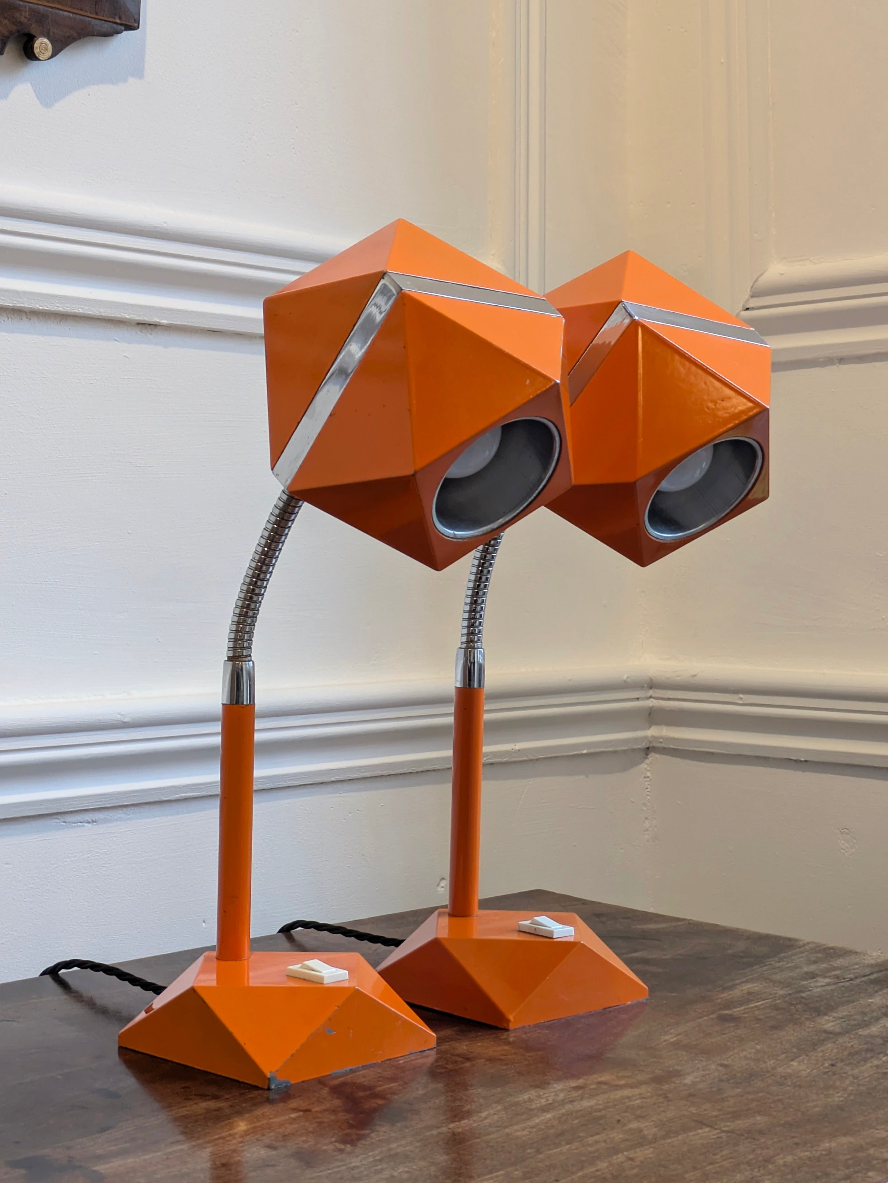 Kuben Lamps Björn Svensson for Elidus | Drew Pritchard Ltd