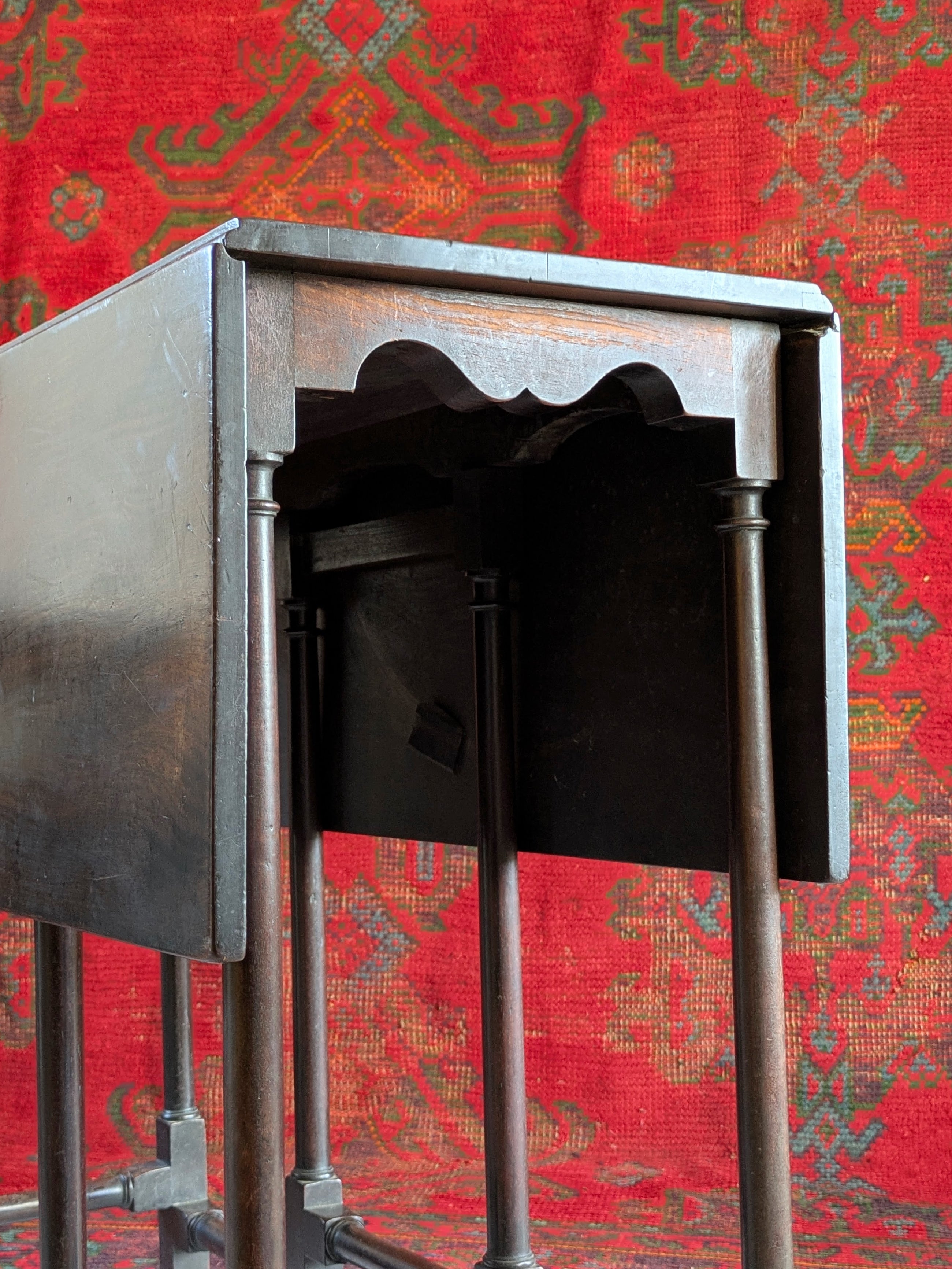 A George III Mahogany Spider Leg Table