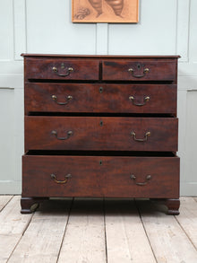 A Early 19th Century Mahogany Chest of Drawers