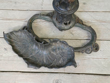 A Chihuahua & Crop Stick Stand