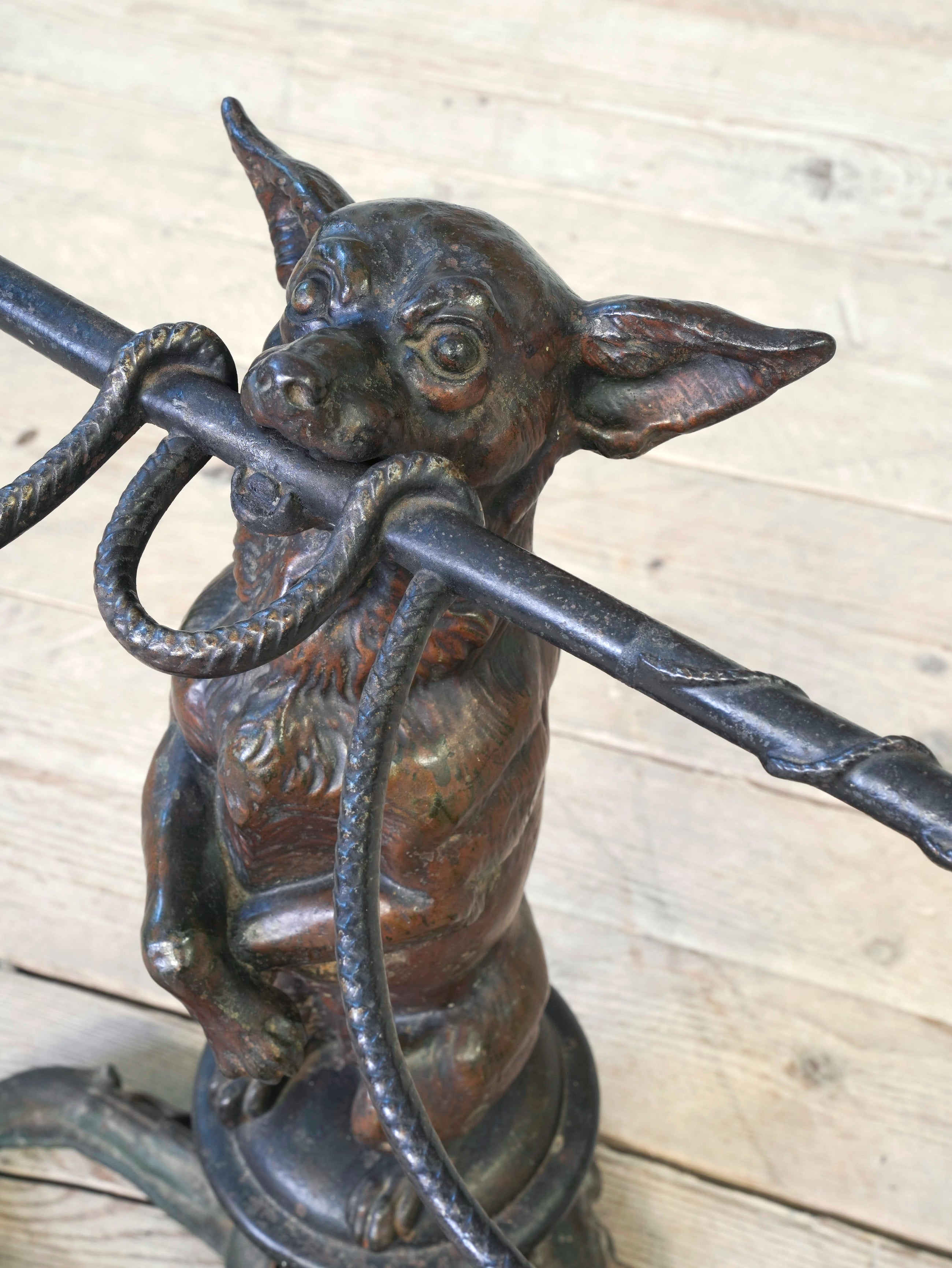 A Chihuahua & Crop Stick Stand