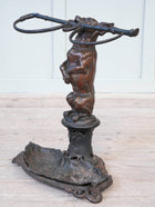 A Chihuahua & Crop Stick Stand