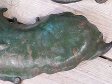 A Chihuahua & Crop Stick Stand