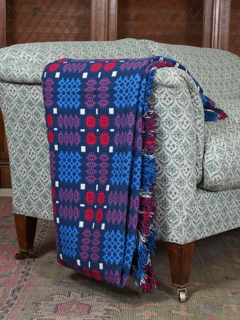 A Trefriw Mill Welsh Tapestry Blanket