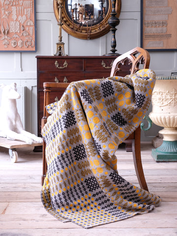 Yellow & Grey Caernarfon Tapestry Blanket