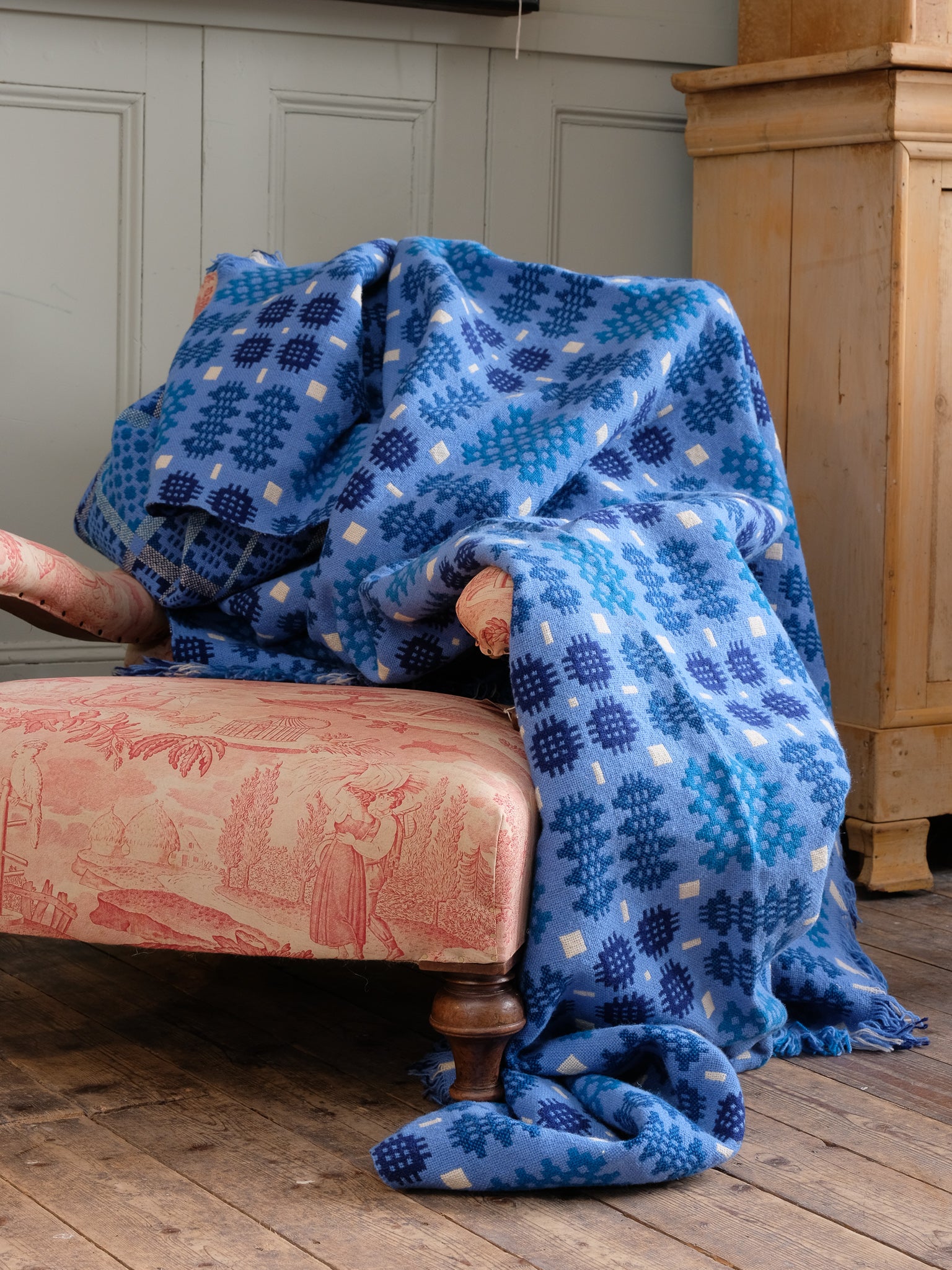 Welsh Tapestry Blanket Drew Pritchard Ltd