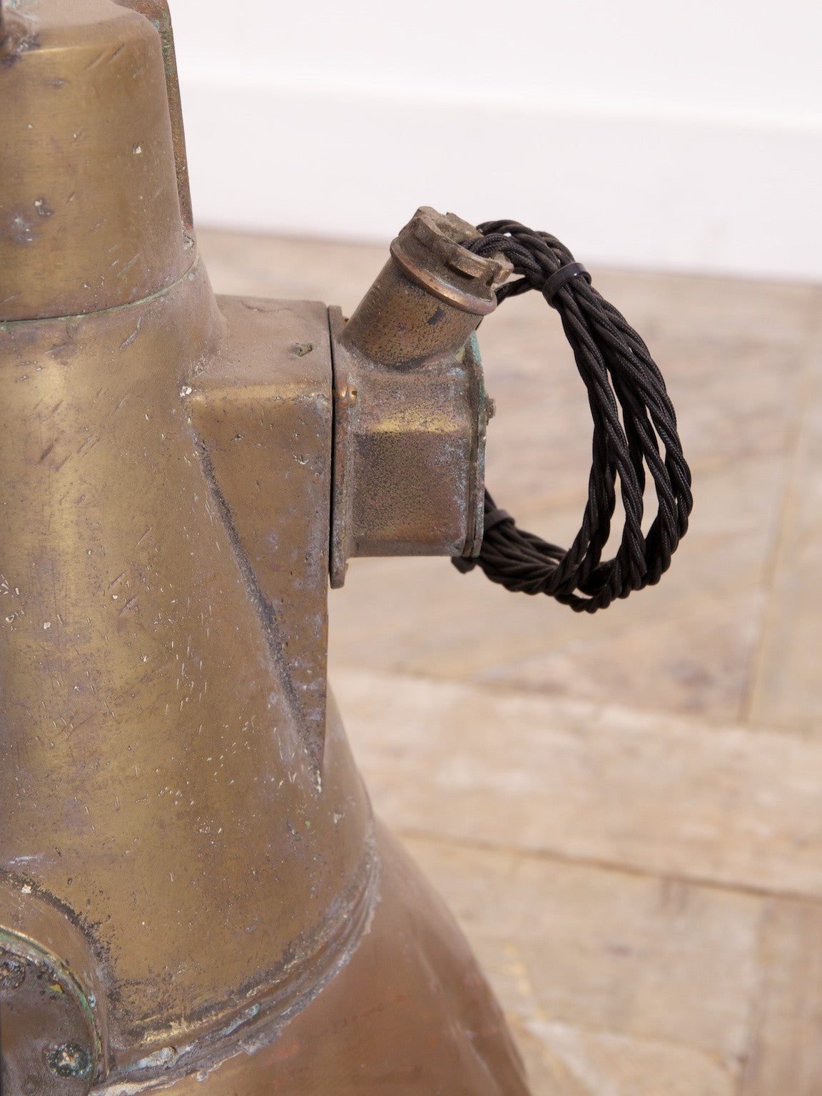 Ships Cargo Light