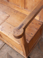 Pembrokeshire Box Settle