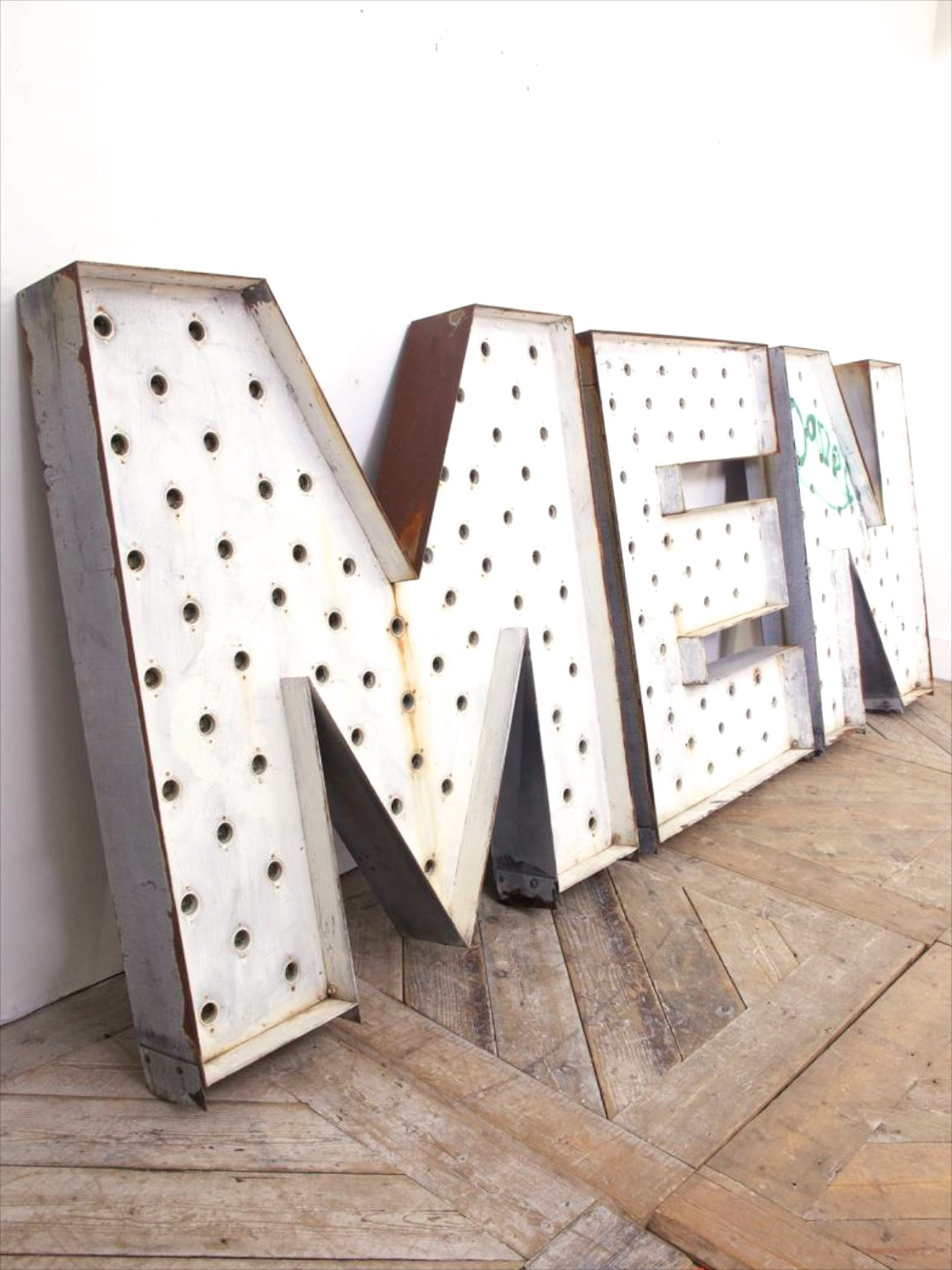 MEN – Drew Pritchard Ltd