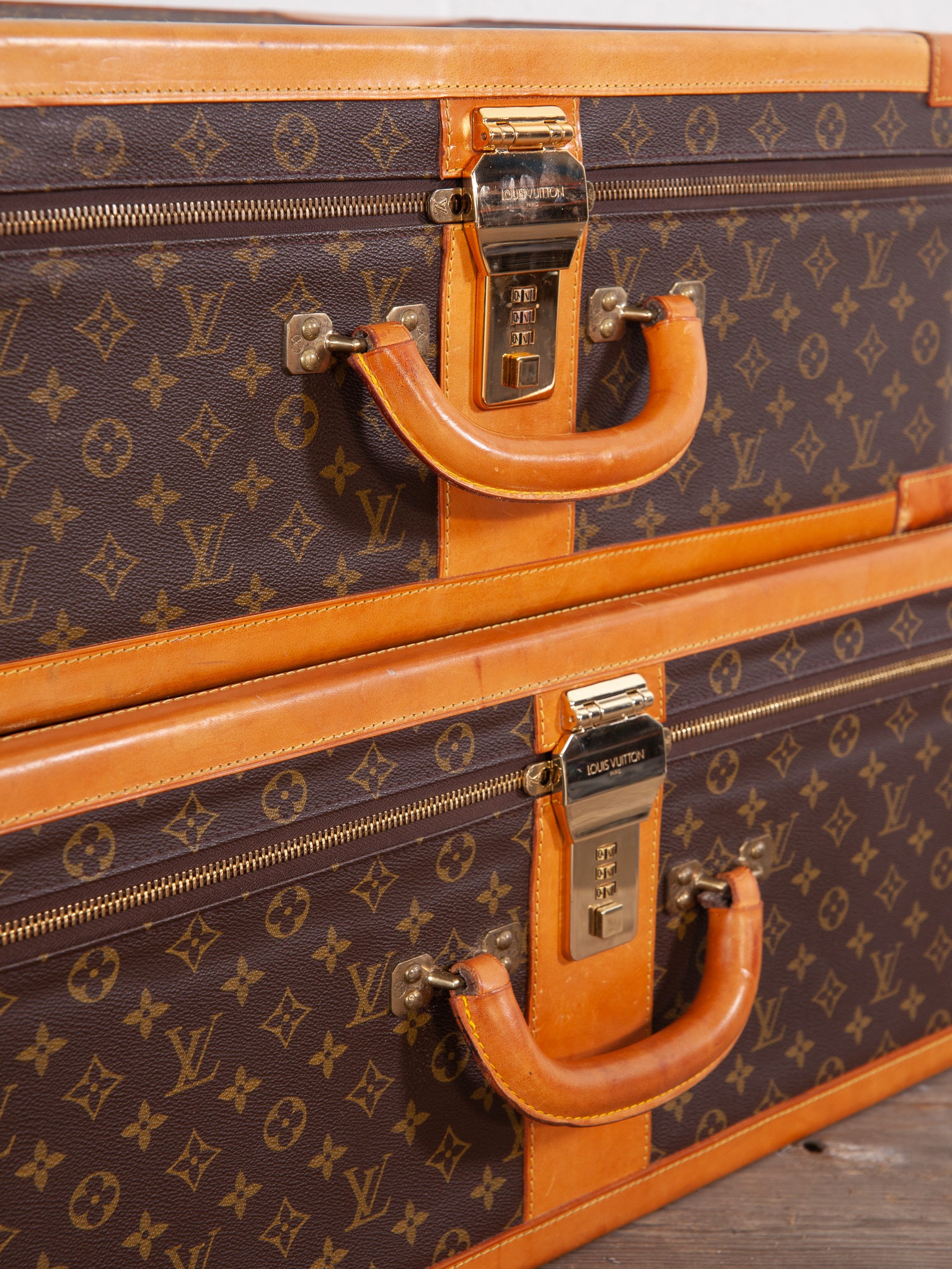 Vintage Louis Vuitton Suitcase  19 For Sale on 1stDibs  vintage louis  vuitton hard suitcase louis vuitton antique suitcase vintage louis  vuitton luggage value