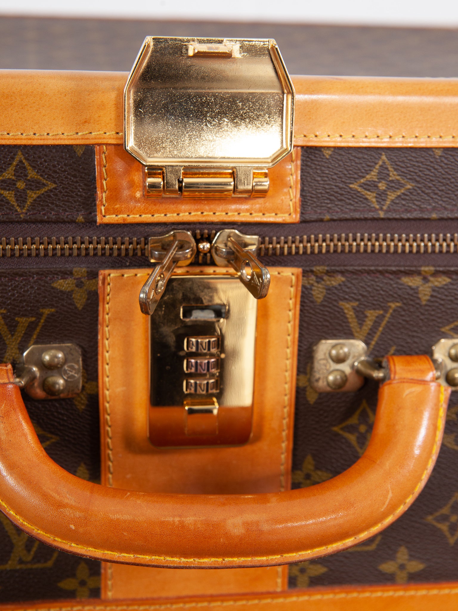Louis Vuitton Luggage – Drew Pritchard Ltd