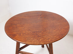 Oak Cricket Table