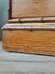 A Howard and Sons Chest of Drawers