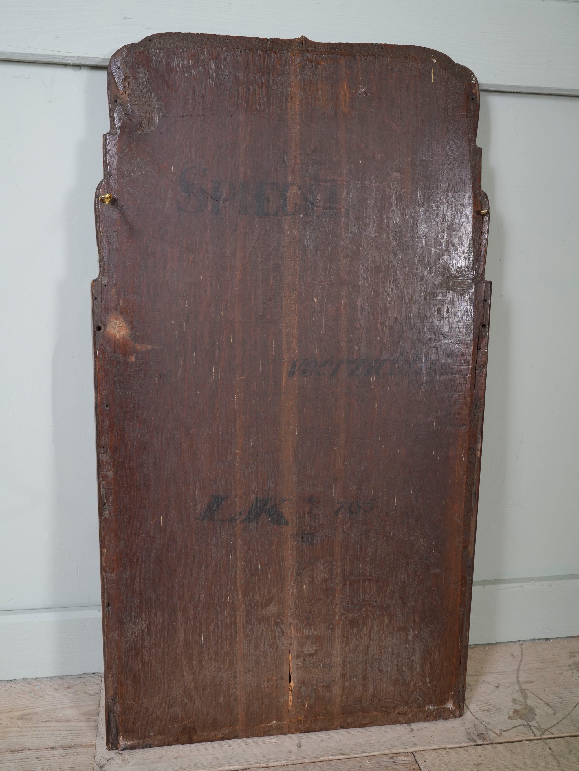 A Queen Anne Mahogany Pier Mirror