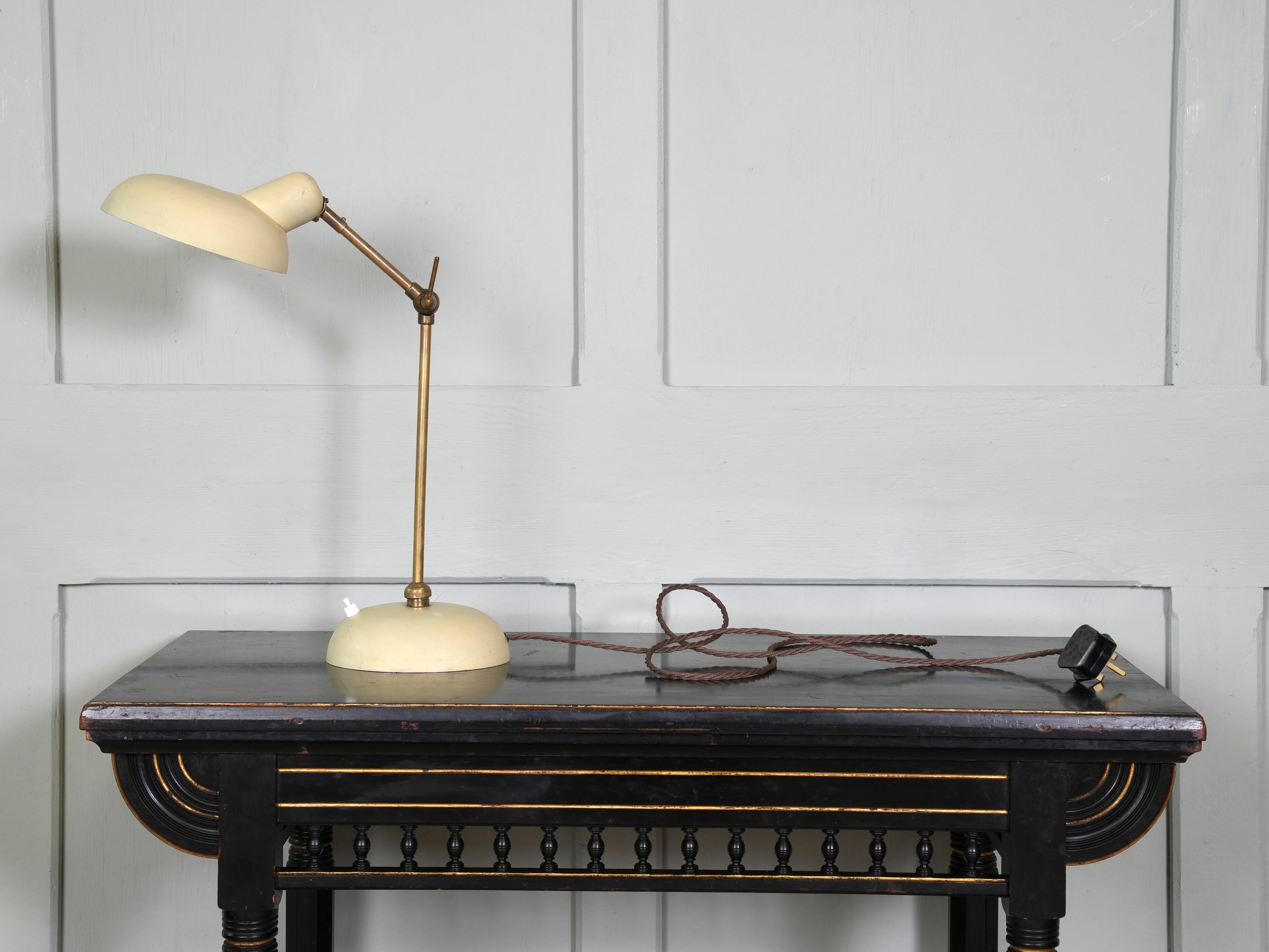 A Mid Century Italian Table Lamp
